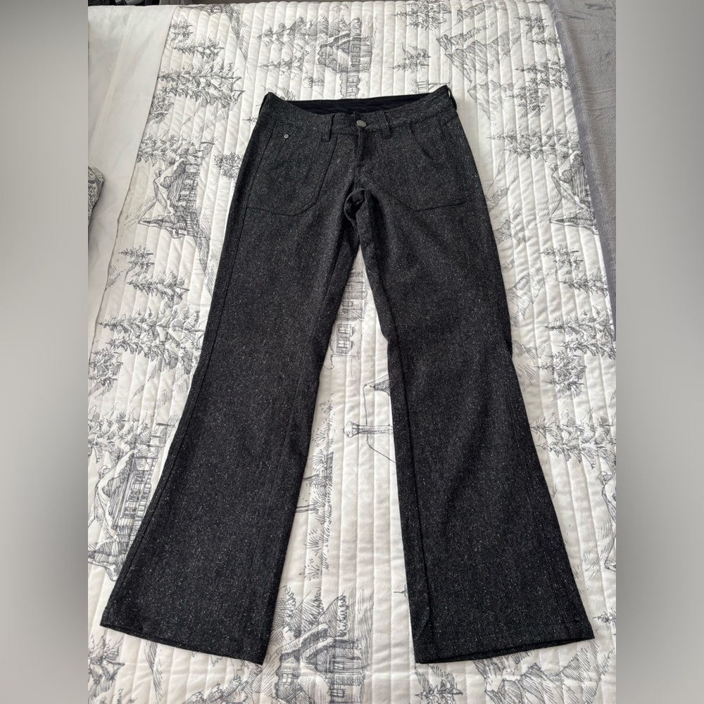 Woolrich Women's Wool and Silk Blend Charcoal Twill Flare Jeans Size 4